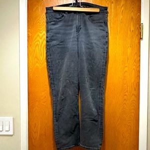 American Eagle faded Black Mom Jeans